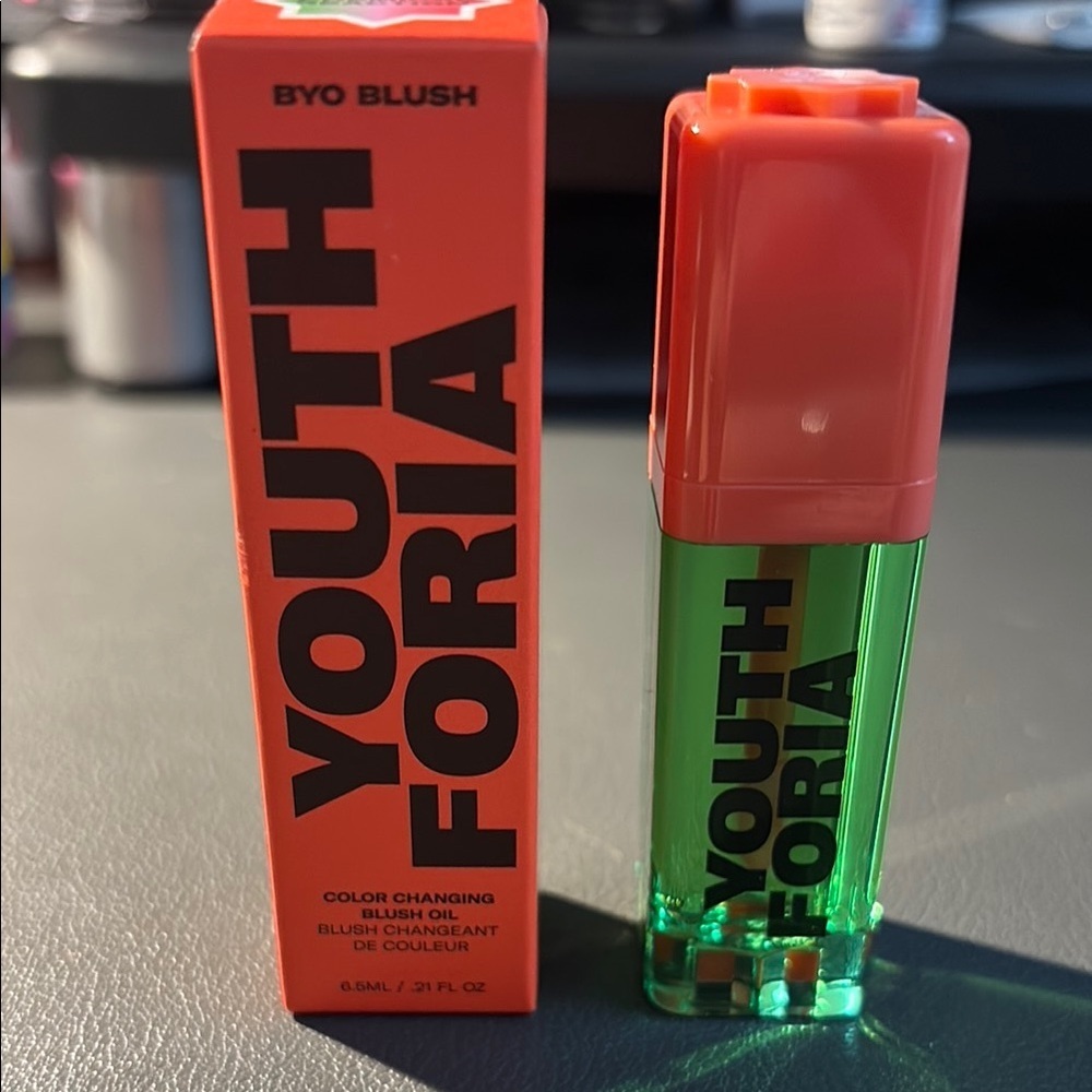 Youth Foria Color Changing Blush Oil Chemical Reaction NIB